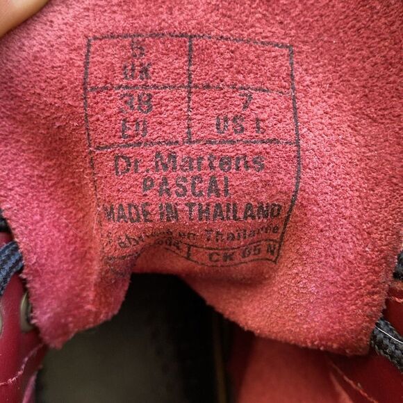 Cherry Red Dr. Martens Lace-up Combat Boots Size 38 EUR Women’s 7 Men’s 5 - Picture 6 of 8